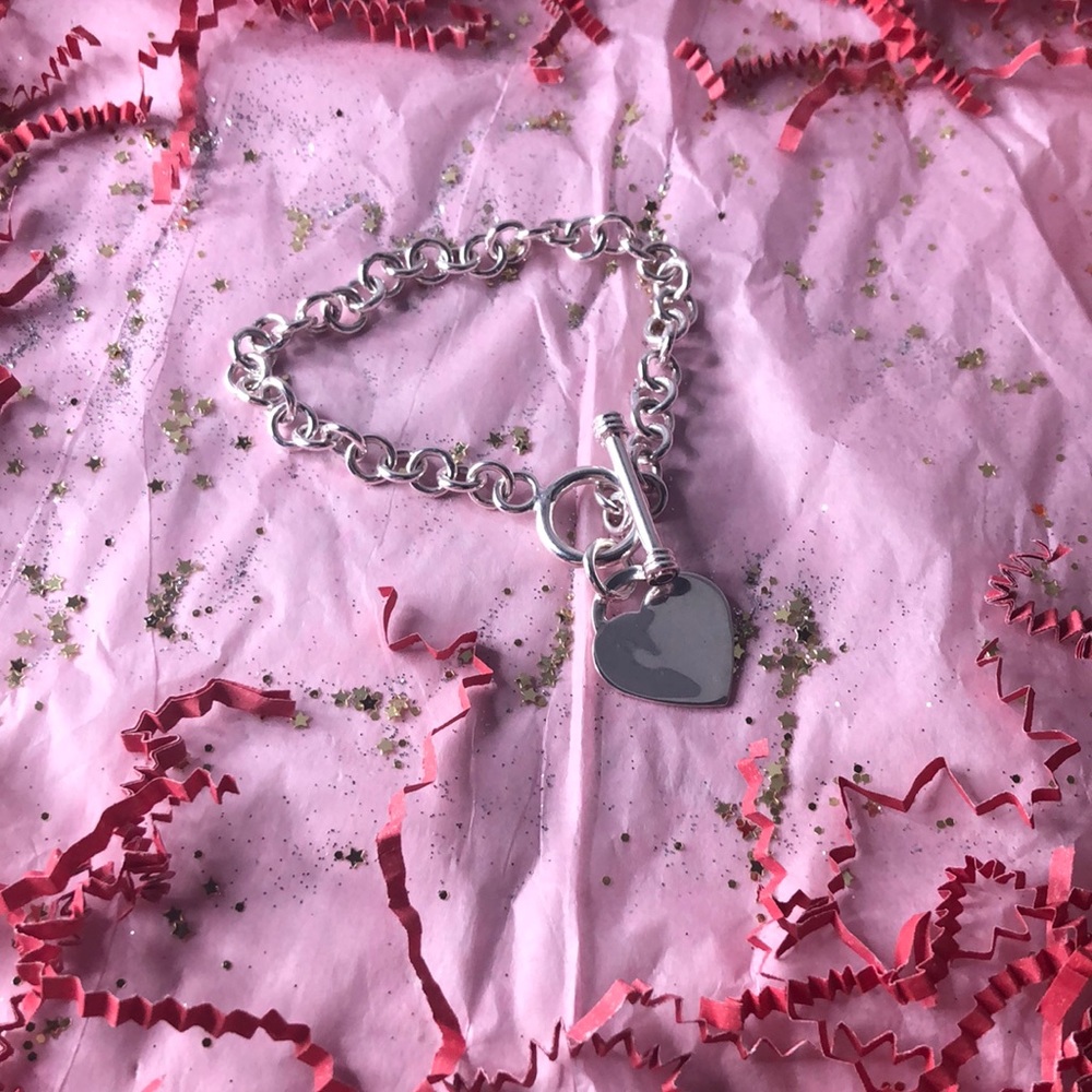 Silver-plated heart toggle bracelet